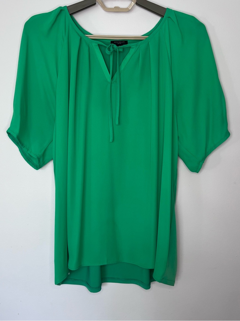 Ann Taylor Bright Emerald Tie-Neck Blouse